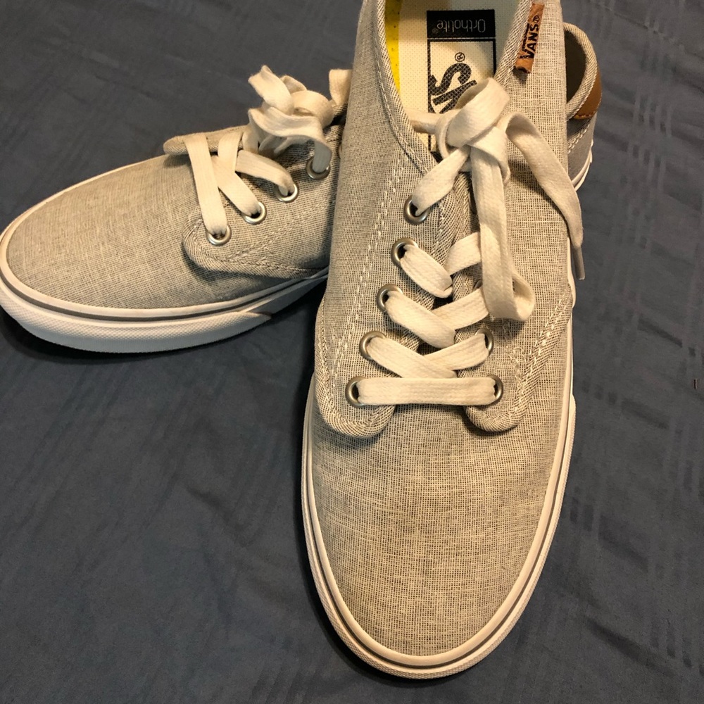 Women's vans 9.5